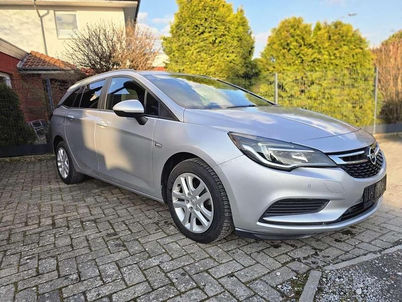 Gebraucht Opel Astra Business 101 PS (74 kW) 2017 Other Kombi