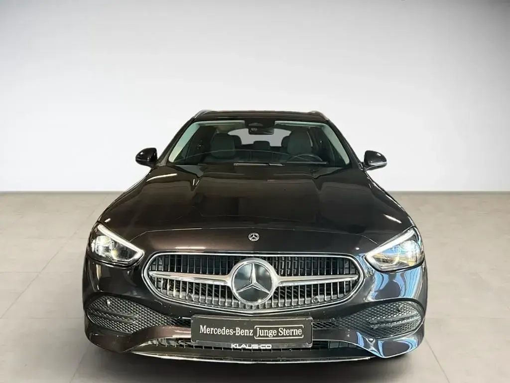 Gebraucht Mercedes 200 Avantgarde 204 PS (150 kW) 2024 Metalliclack graphitgrau (metallic) Kombi