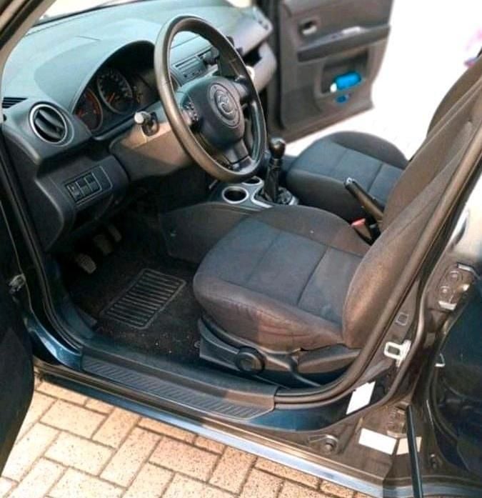 Gebraucht Mazda 2 65 PS (47 kW) 2006 Grau Kleinwagen