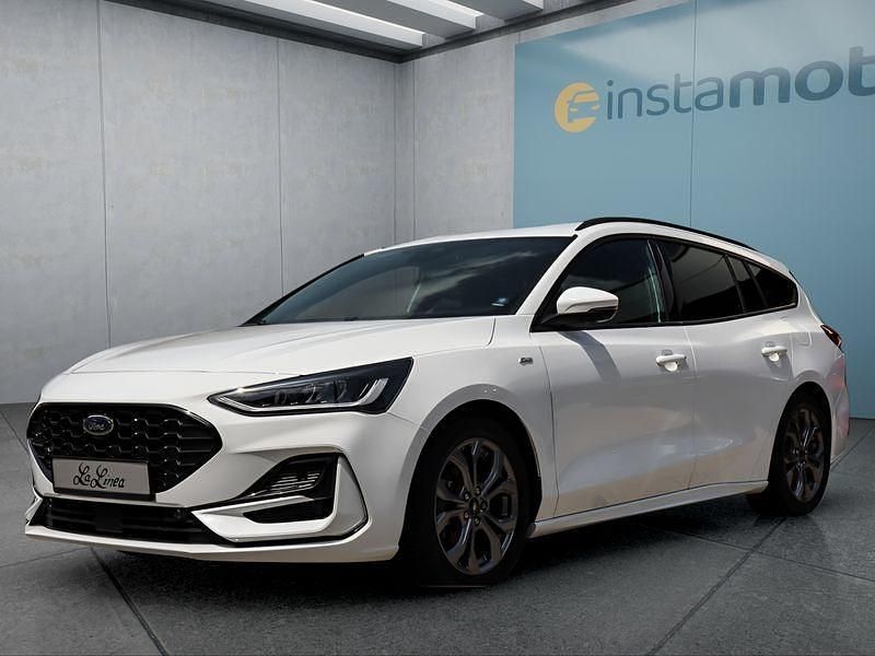 Weiß Gebraucht 2024 Ford Focus Kombi | 22.499 € (Fairer Preis) - Bild 1/4