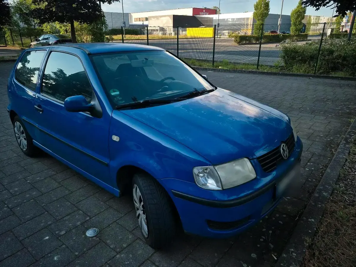 Gebraucht VW Polo 50 PS (36 kW) 2000 Blau Kleinwagen