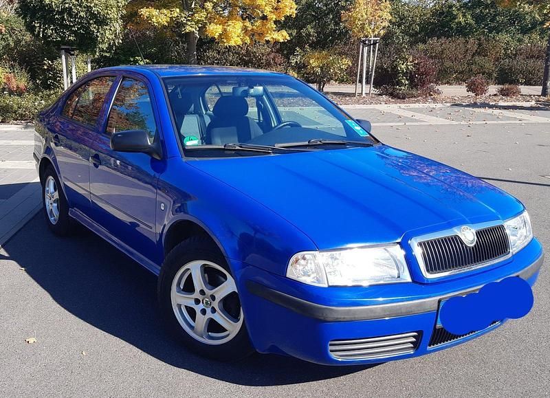 Gebraucht Skoda Octavia Classic 75 PS (55 kW) 2001 Blau Limousine