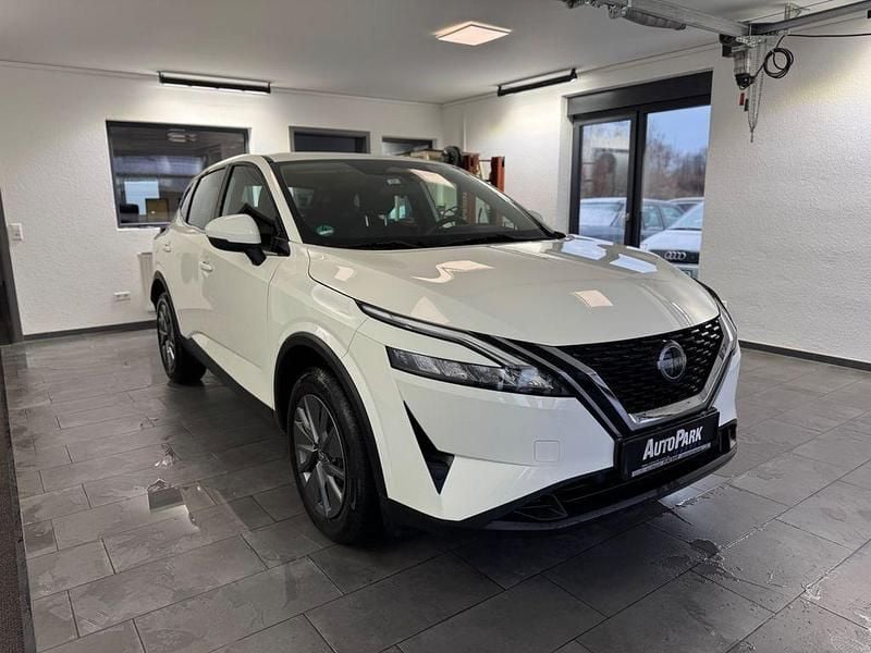 Gebraucht Nissan Qashqai Visia 140 PS (102 kW) 2023 Weiß SUV