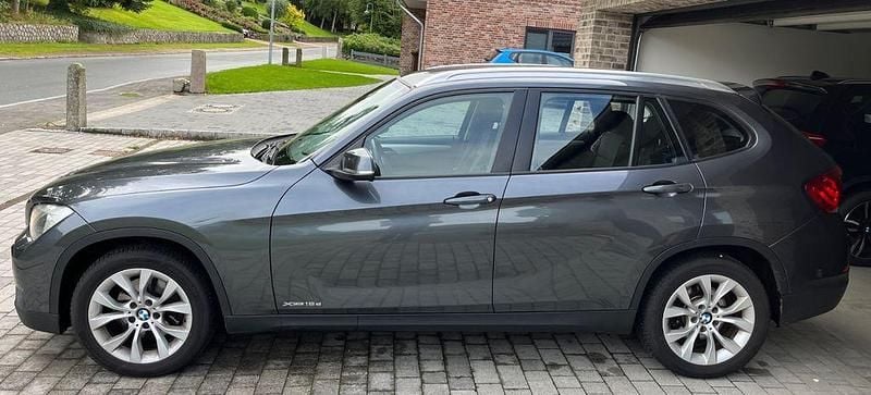 Gebraucht BMW X1 143 PS (105 kW) 2012 Grau SUV