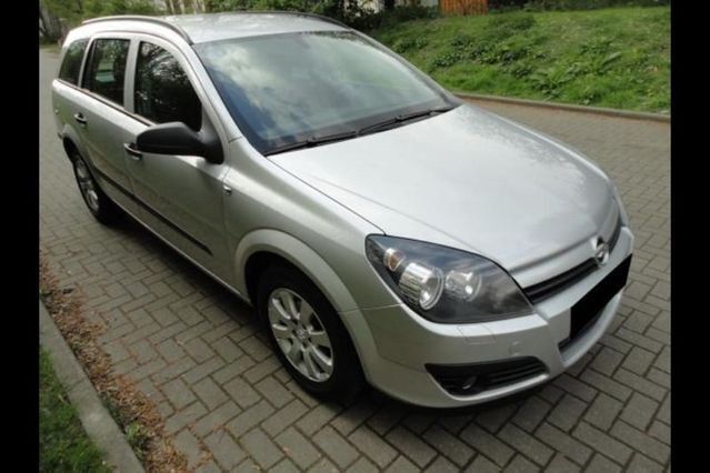 Gebraucht Opel Astra 105 PS (77 kW) 2004 Silber metallic Kombi