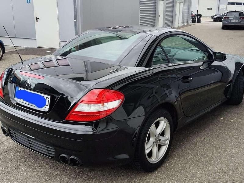Gebraucht Mercedes SLK200 163 PS (119 kW) 2006 Schwarz Cabrio