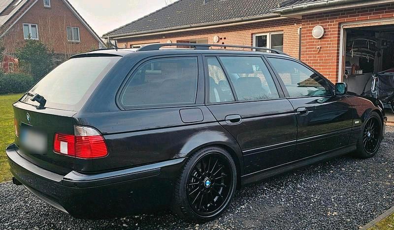 Second-hand BMW 530 Exclusive 2003 Break