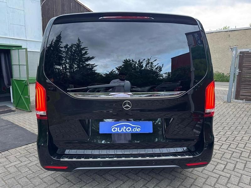 Gebraucht Mercedes V250 Edition 190 PS (139 kW) 2017 Schwarz Van / Kleinbus