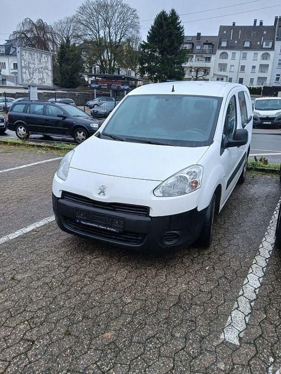Weiß Gebraucht 2015 Peugeot Partner Van | 6.400 € (Fairer Preis) - Bild 1/4