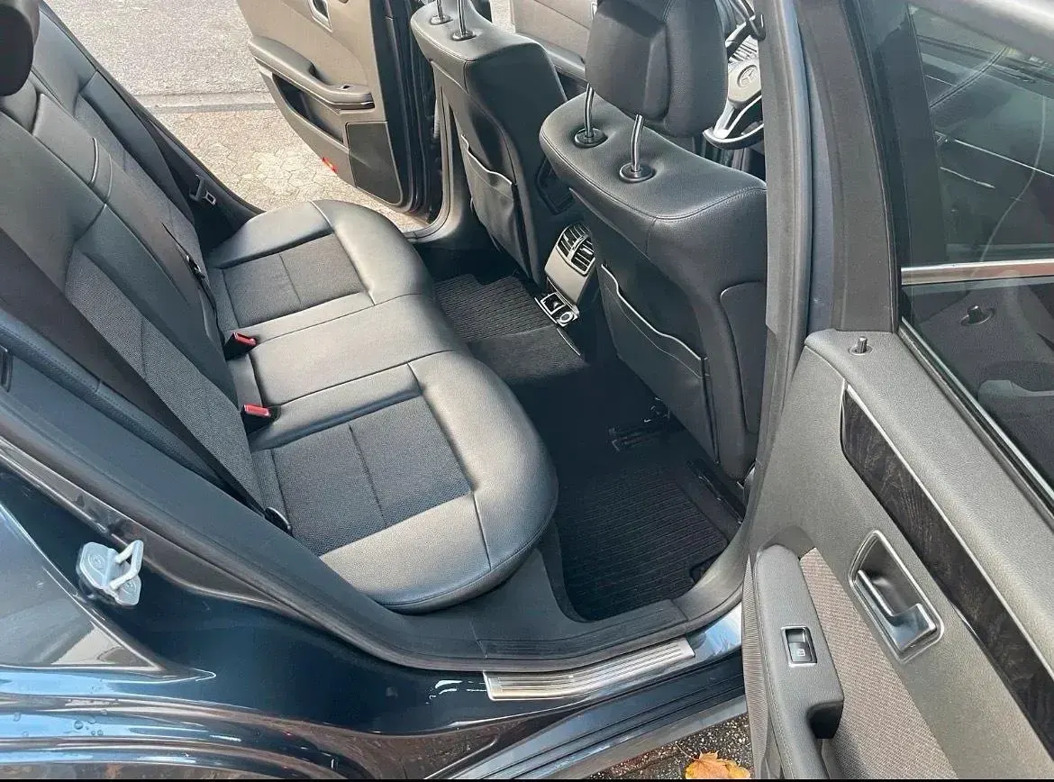 Gebraucht Mercedes E350 Avantgarde 265 PS (194 kW) 2012 Grau Kombi