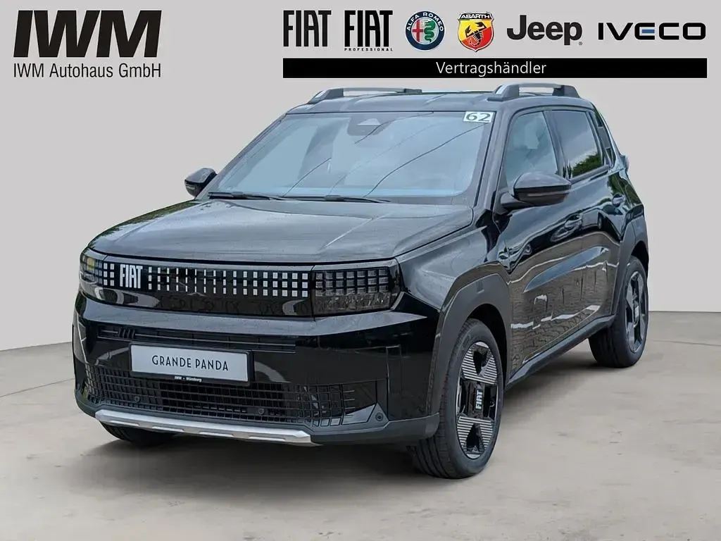 Neu Fiat Grande Panda La Prima 110 PS (80 kW) 2026 Schwarz Kleinwagen