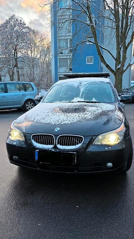 Gebraucht BMW 530 231 PS (169 kW) 2006 Schwarz Kombi
