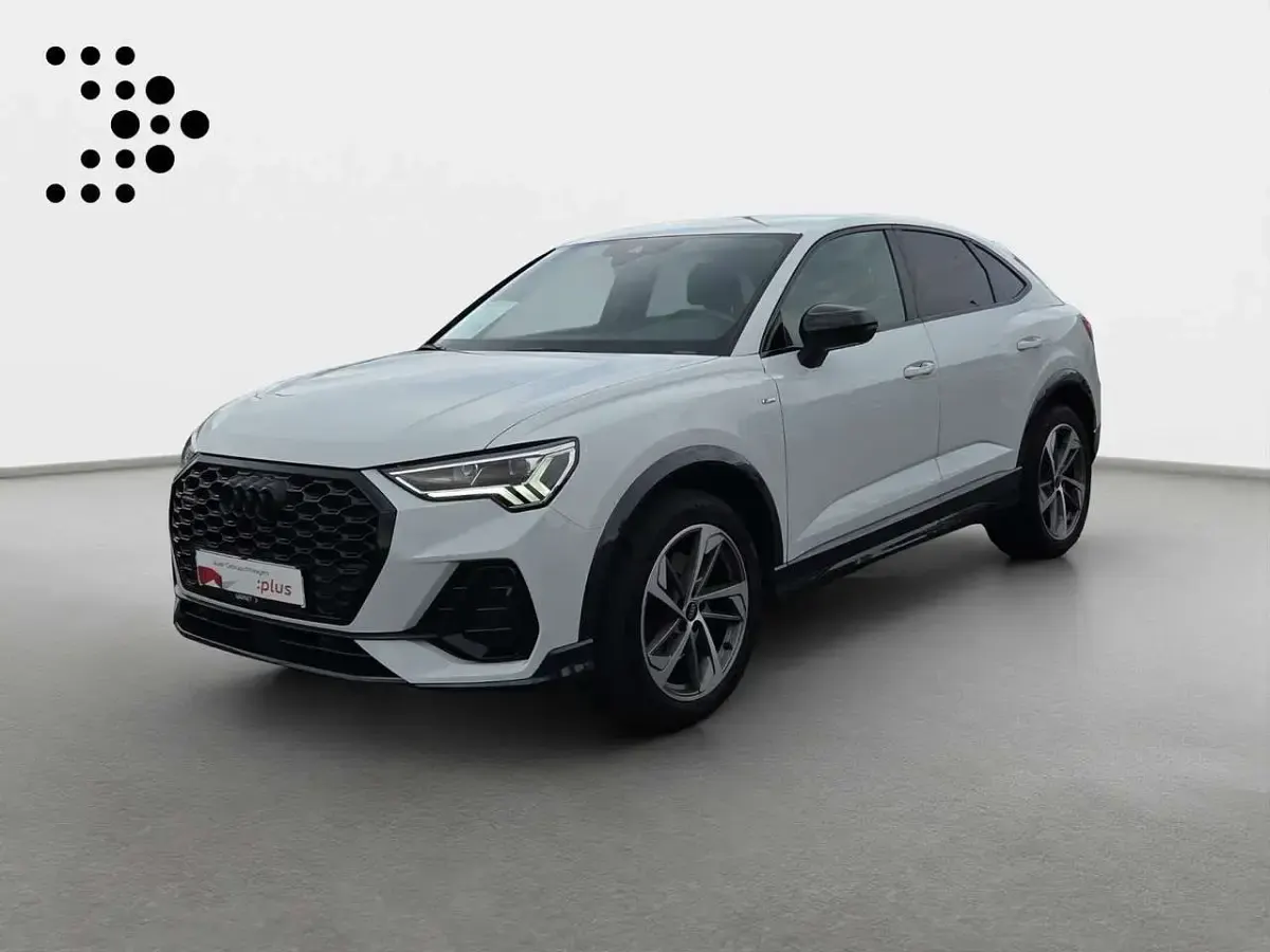 Gebraucht Audi Q3 S-Line 190 PS (139 kW) 2023 Gletscherweiß metallic SUV