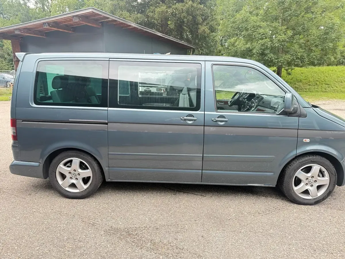 Gebraucht VW T5 Highline 174 PS (127 kW) 2005 Grau Van