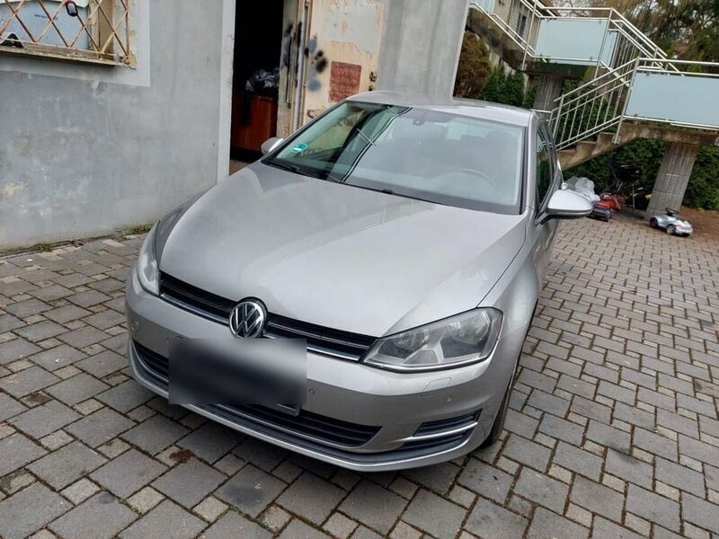 Gold Gebraucht 2013 VW Golf VII Limousine | 10.000 € (Fairer Preis) - Bild 1/4