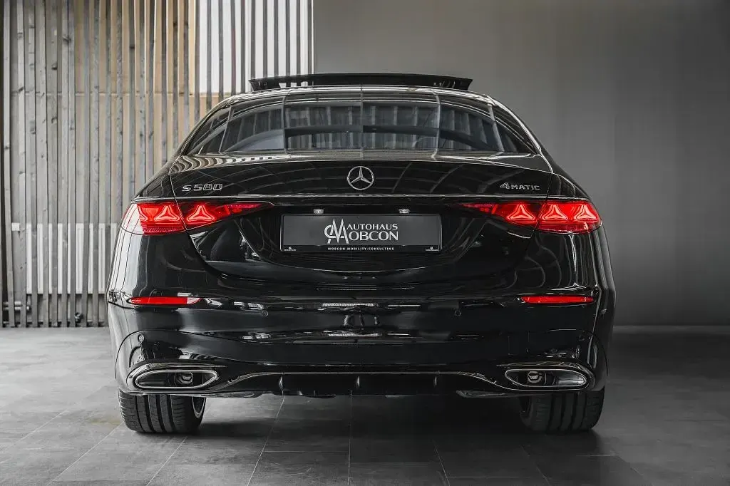 Neu Mercedes S580 Premium Plus 537 PS (394 kW) 2026 Schwarz Limousine