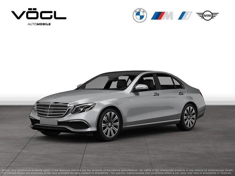 Grau Gebraucht 2017 Mercedes E200 Avantgarde Limousine | 27.890 € (Fairer Preis) - Bild 1/4