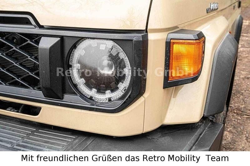 Neu Toyota Land Cruiser 228 PS (167 kW) 2025 Beige SUV