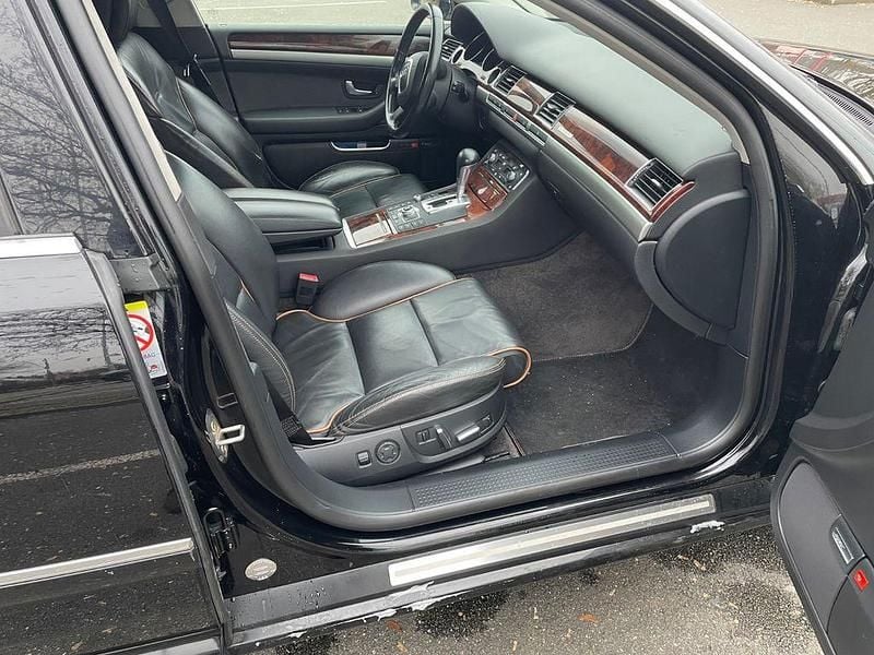 Schwarz Gebraucht 2009 Audi A8 Limousine | 6.400 € (Guter Preis) - Bild 1/4