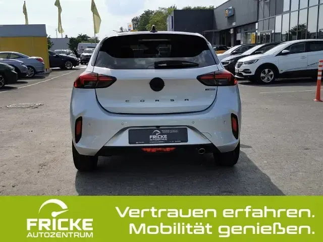 Gebraucht Opel Corsa 101 PS (74 kW) 2024 Silber Kleinwagen
