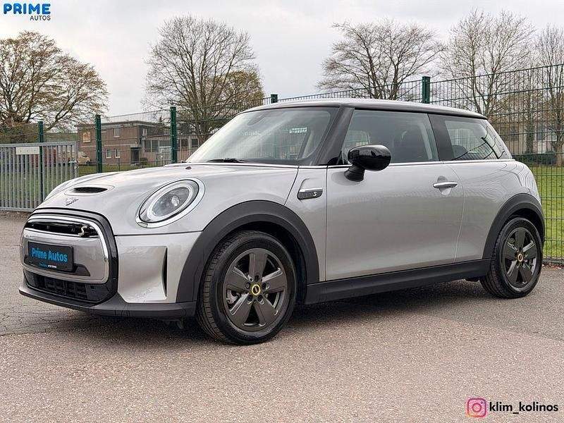 Gebraucht Mini Cooper SE Essential 135 kW (184 PS) 2024 Silber Kleinwagen