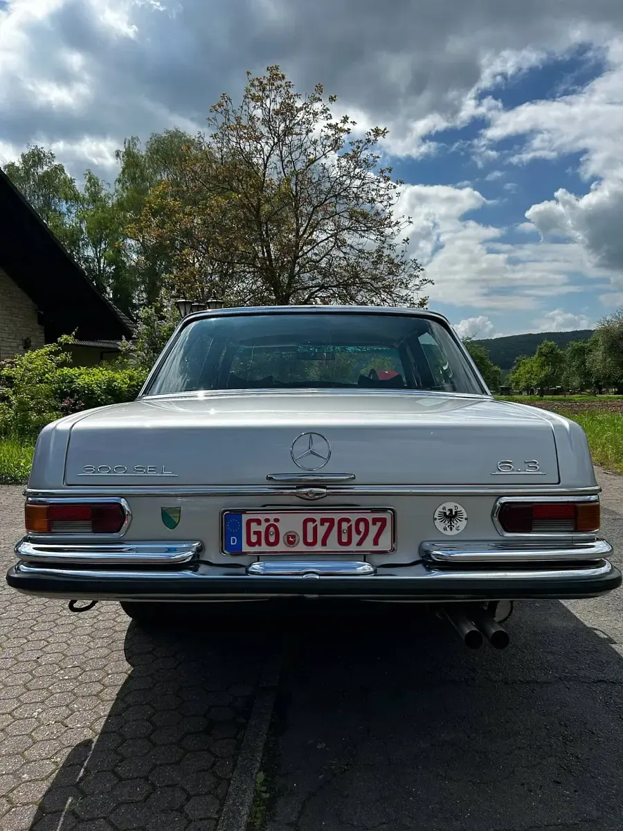 Gebraucht Mercedes 300 170 PS (125 kW) 1970 Silber Limousine