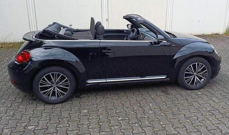 Schwarz Gebraucht 2017 VW Beetle Cabrio | 16.800 € (Fairer Preis) - Bild 1/4