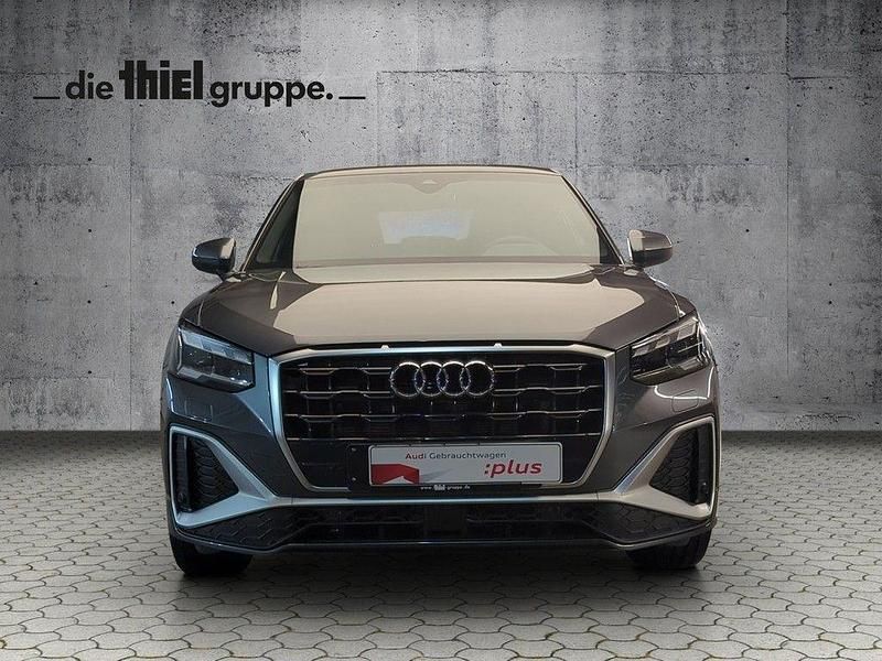 Gebraucht Audi Q2 S-Line 150 PS (110 kW) 2025 Grau SUV