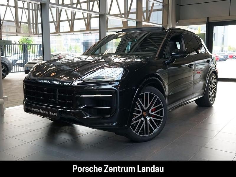 Schwarz Gebraucht 2025 Porsche Cayenne S E-Hybrid SUV | 142.590 € (Fairer Preis) - Bild 1/4
