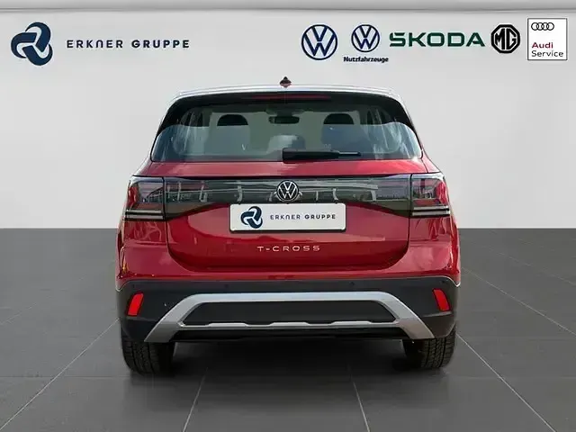 Usado VW T-Cross 95 CV (69 kW) 2025 Rojo SUV