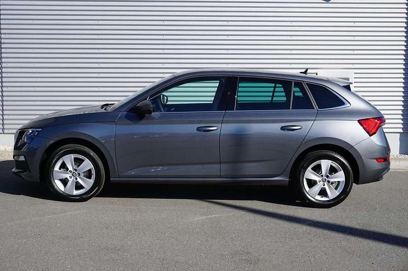 Gebraucht Skoda Scala Style 110 PS (80 kW) 2023 Graphite grau metallic Kleinwagen
