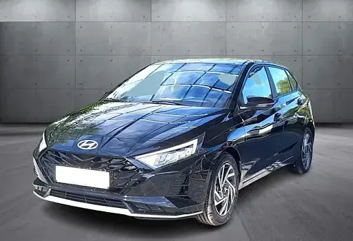 Gebraucht Hyundai i20 Trend 100 PS (73 kW) 2025 Schwarz Limousine