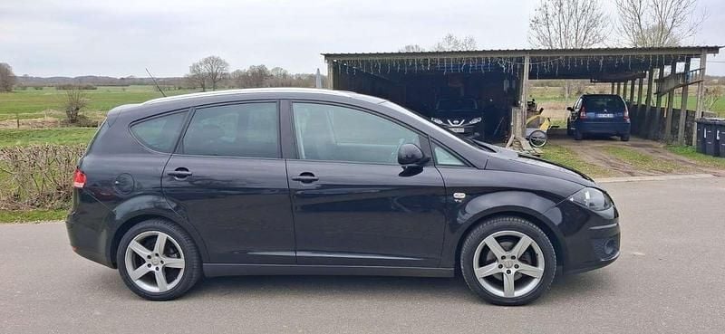 Gebraucht Seat Altea XL Stylance 160 PS (117 kW) 2009 Schwarz Van / Kleinbus