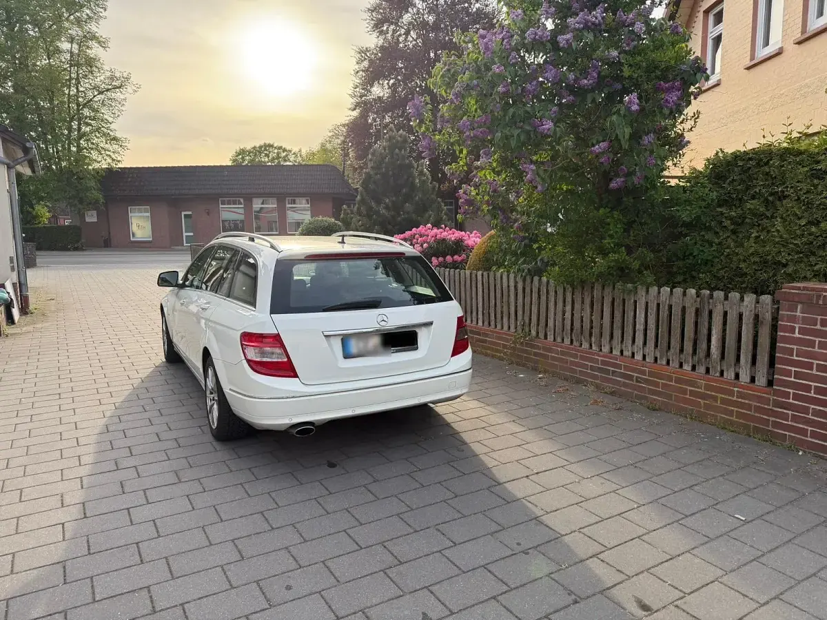 Usata Mercedes C220 170 CV (125 kW) 2008 Bianco Station wagon