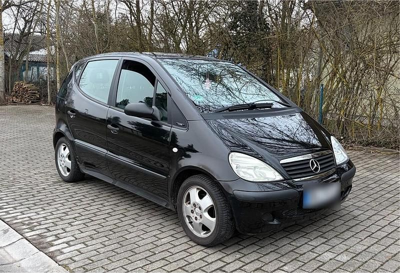 Gebraucht Mercedes A160 102 PS (75 kW) 2001 Schwarz Kleinwagen