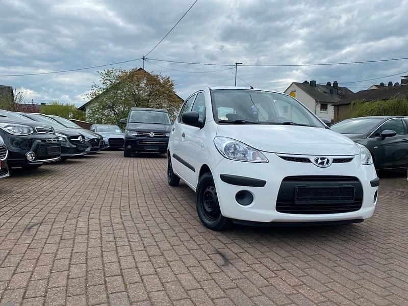 Gebraucht Hyundai i10 67 PS (49 kW) 2009 Weiß Kleinwagen