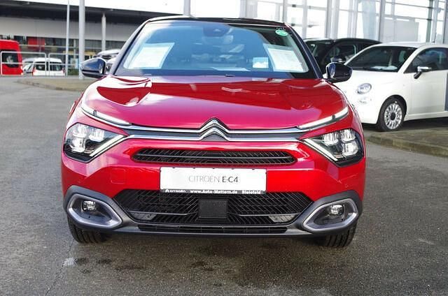Gebraucht Citroën e-C4 Shine 100 kW (136 PS) 2024 Lackierung elixierrot/typ ver Limousine