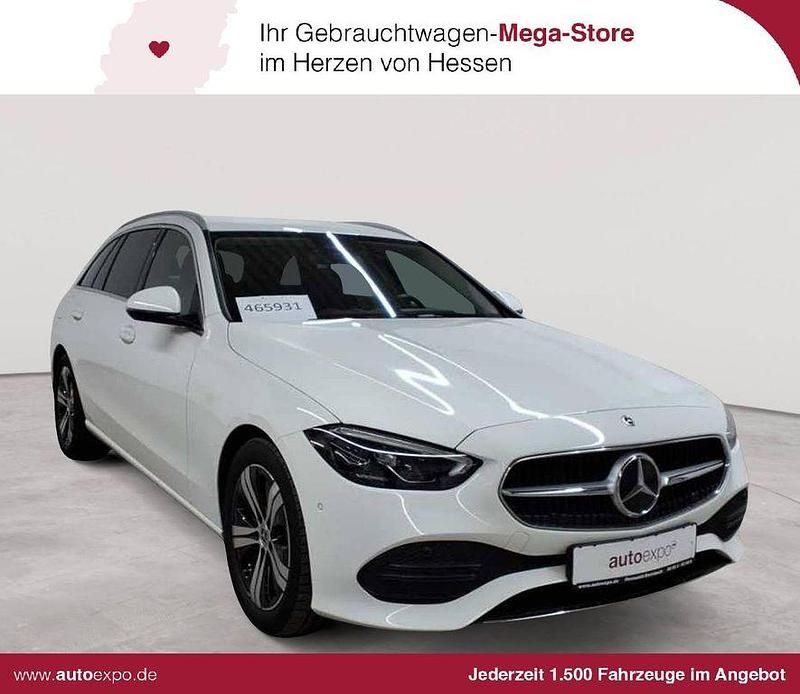 Gebraucht Mercedes C200 163 PS (119 kW) 2023 Weiß Limousine