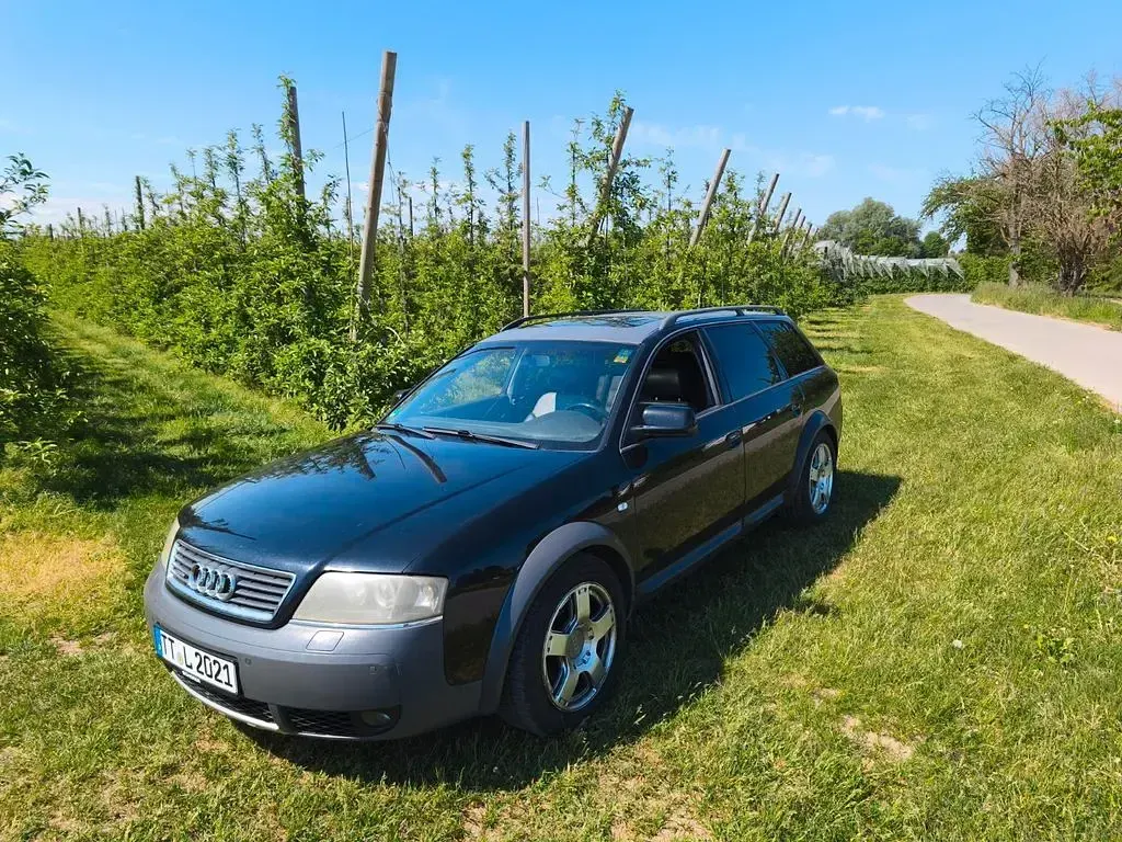 Gebraucht Audi A6 Allroad 179 PS (131 kW) 2001 Schwarz Kombi