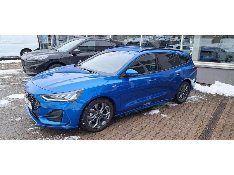 Gebraucht Ford Focus 155 PS (114 kW) 2025 Dynamicblaumetallic (metallic) Kombi