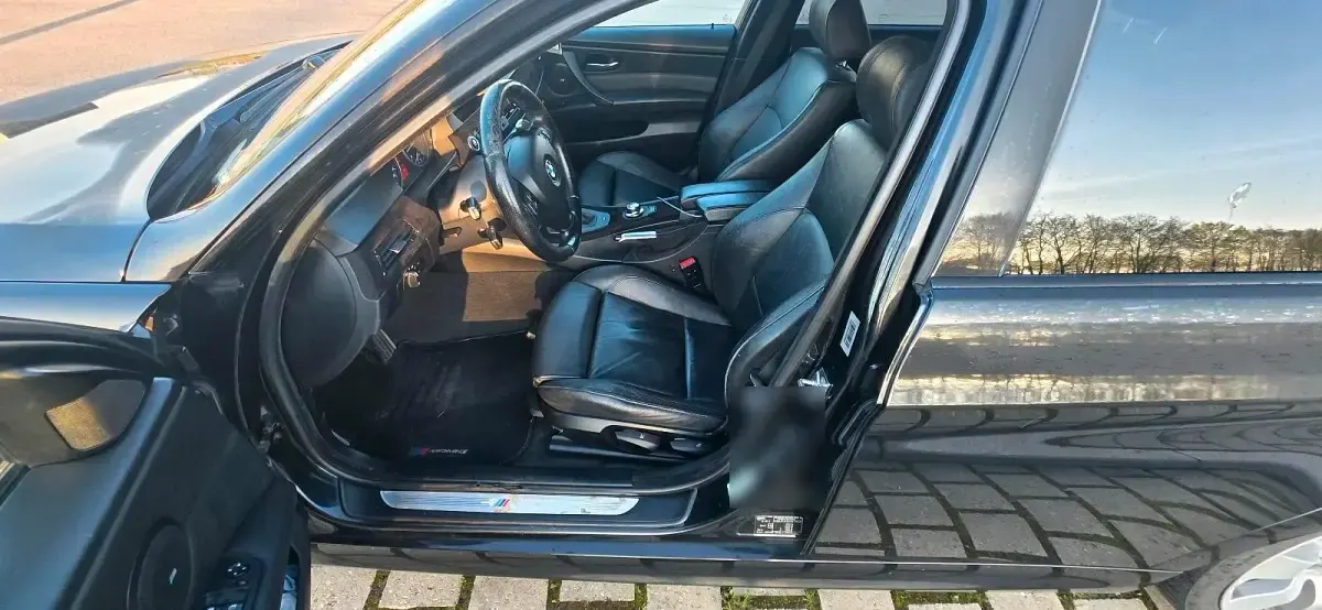 Gebraucht BMW 330 241 PS (177 kW) 2006 Schwarz Kombi