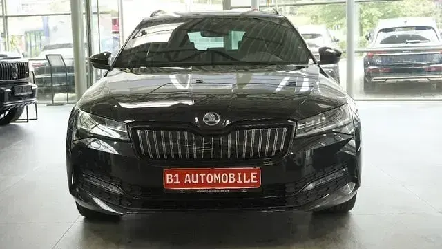 Gebraucht Skoda Superb SportLine 218 PS (160 kW) 2022 Schwarz Kombi