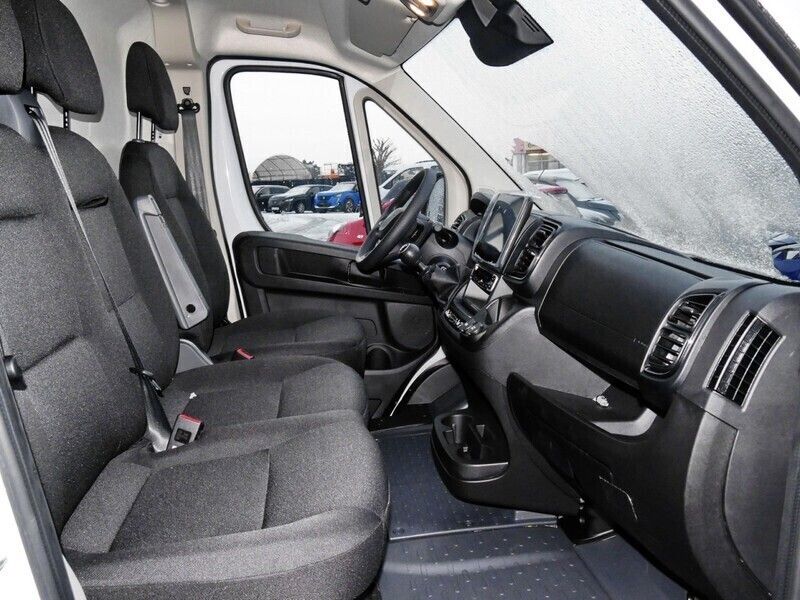 Gebraucht Peugeot Boxer 140 PS (102 kW) 2025 Weiß Van