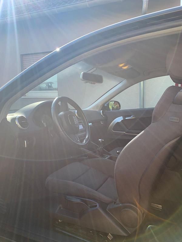 Gebraucht Audi A3 125 PS (91 kW) 2011 Schwarz Kleinwagen