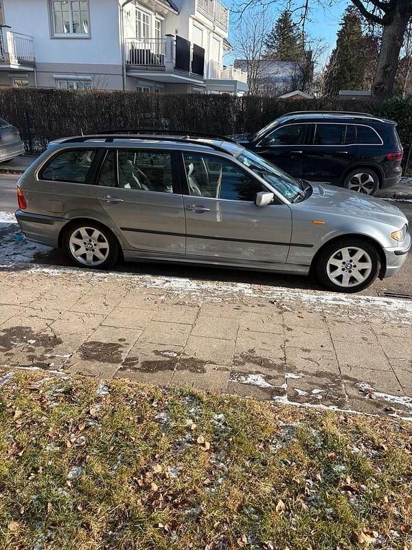 Gebraucht BMW 325 192 PS (141 kW) 2004 Grau Kombi