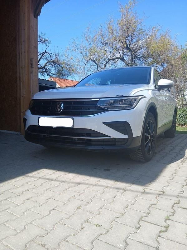 Gebraucht VW Tiguan 150 PS (110 kW) 2022 Weiß SUV