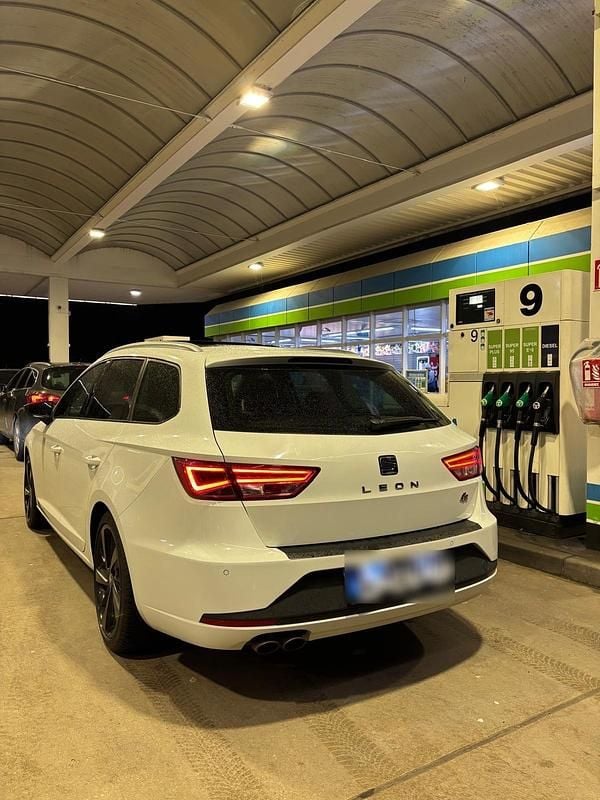 Second-hand Seat Leon FR 184 CP (135 kW) 2014 Alb Break
