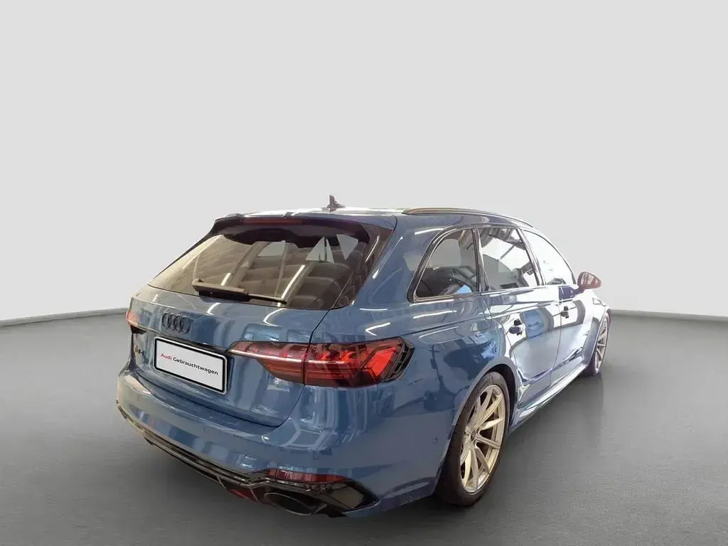 Gebraucht Audi RS4 Sport 450 PS (330 kW) 2024 Blau Kombi