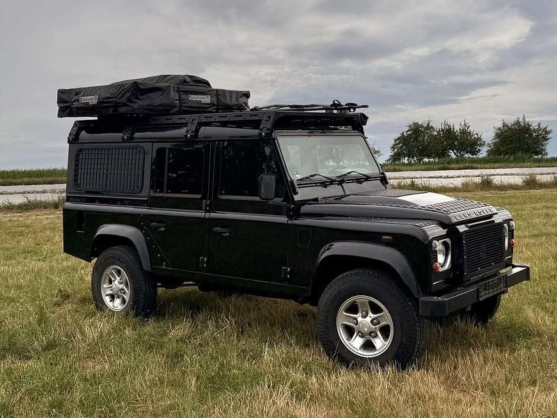 Schwarz Gebraucht 2012 Land Rover Defender SUV | 44.000 € (Fairer Preis) - Bild 1/4