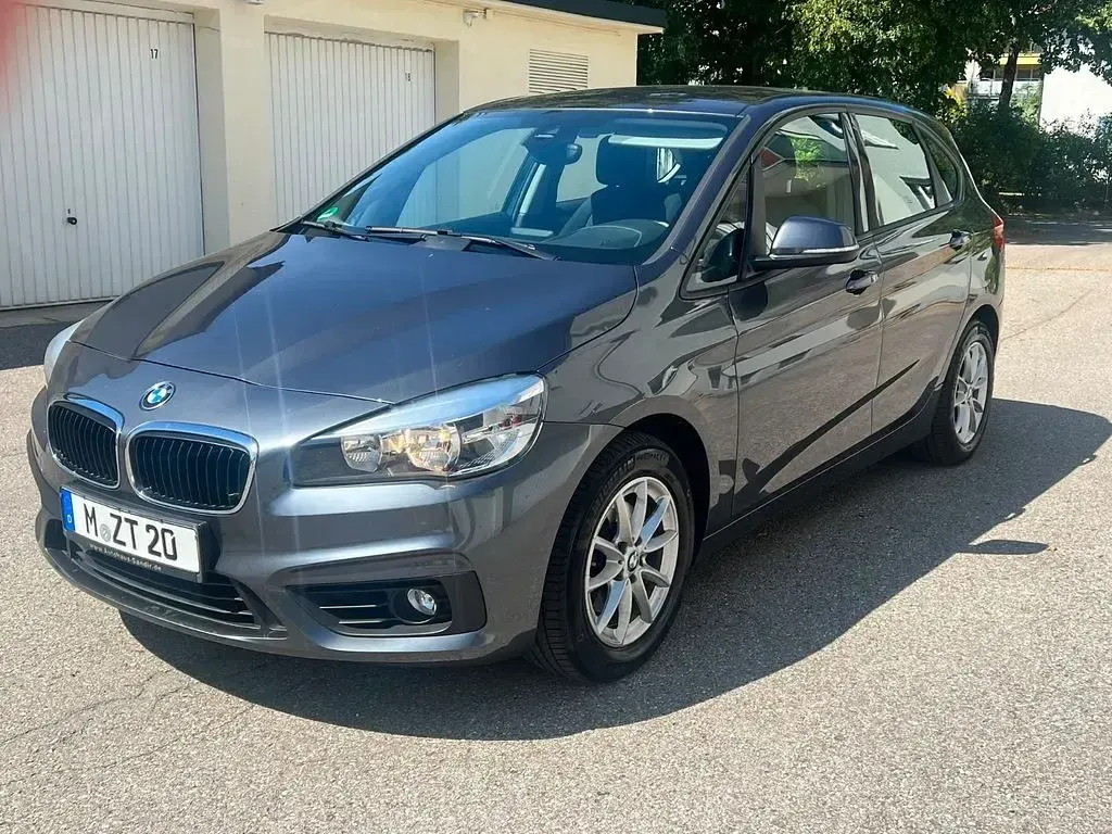 Gebraucht BMW 218 Active Tourer 136 PS (100 kW) 2015 Blau Van / Kleinbus